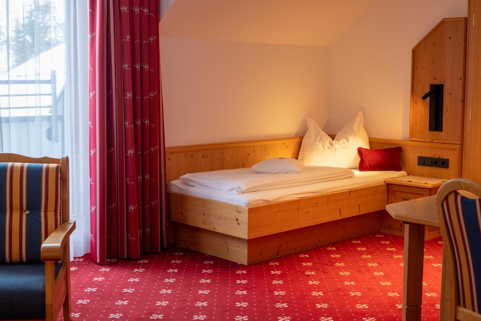 Hotel Garni Monte Bianco 4*