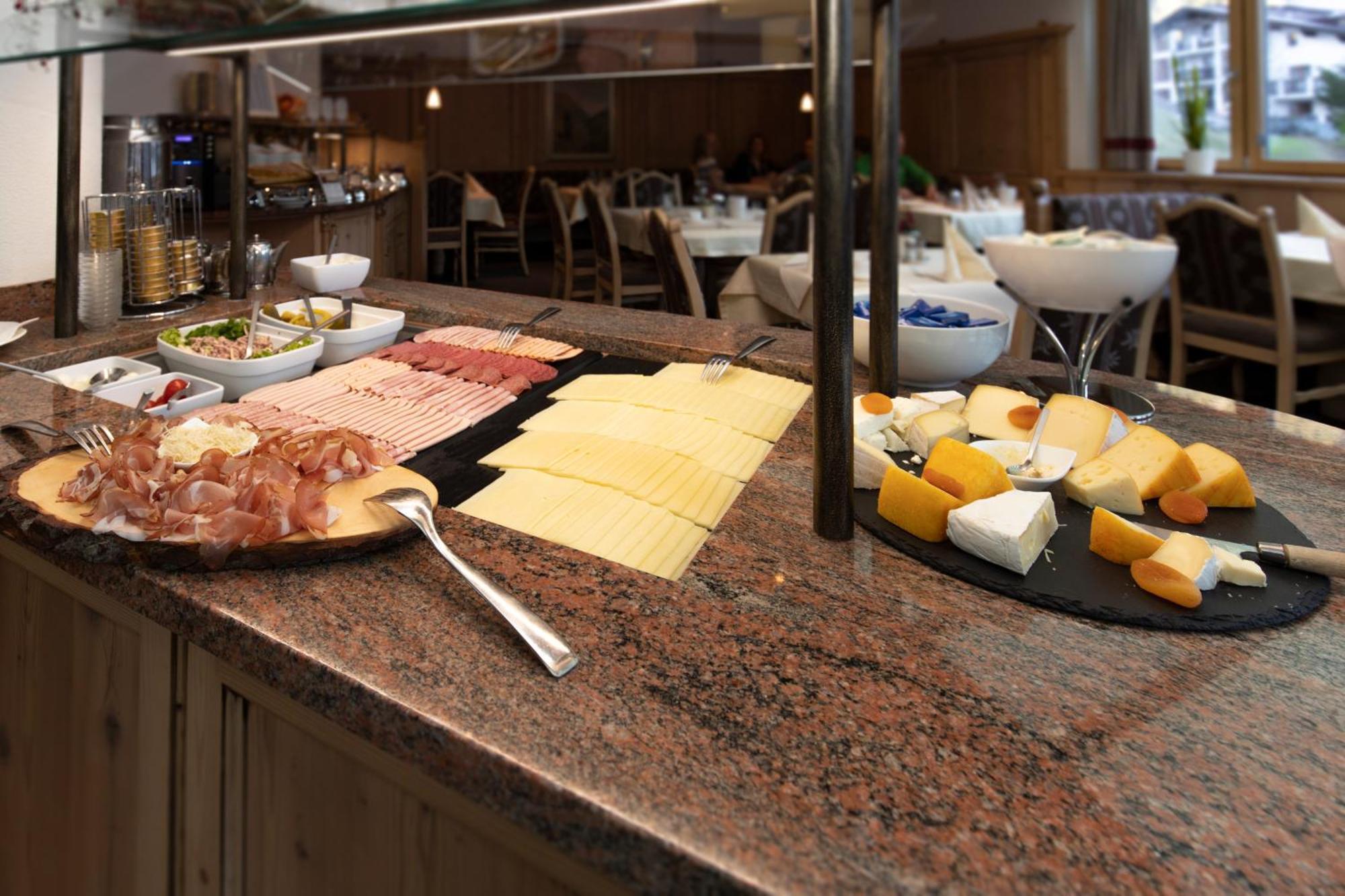 Hotel Garni Monte Bianco 4*